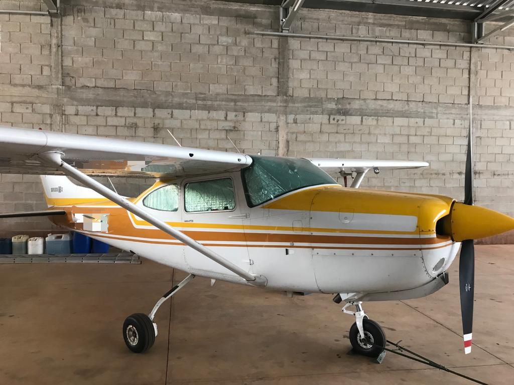 Cessna 182 RG – 1977