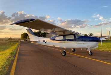 Cessna 210 – 1978 (Motor e hélice de caixa)