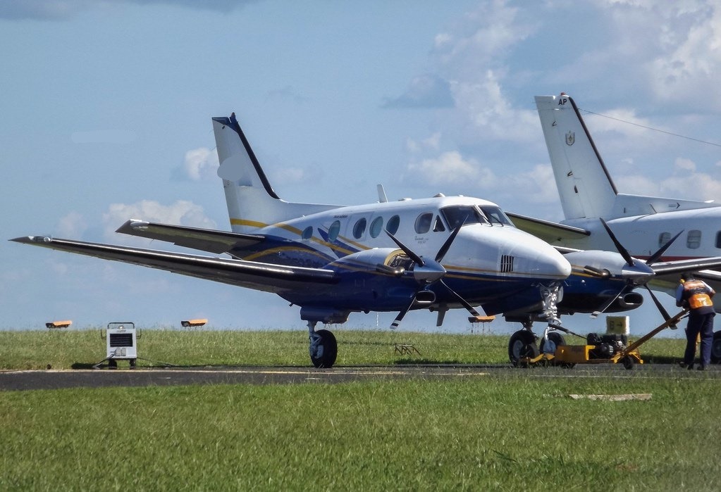 KING AIR C90A  – 1985