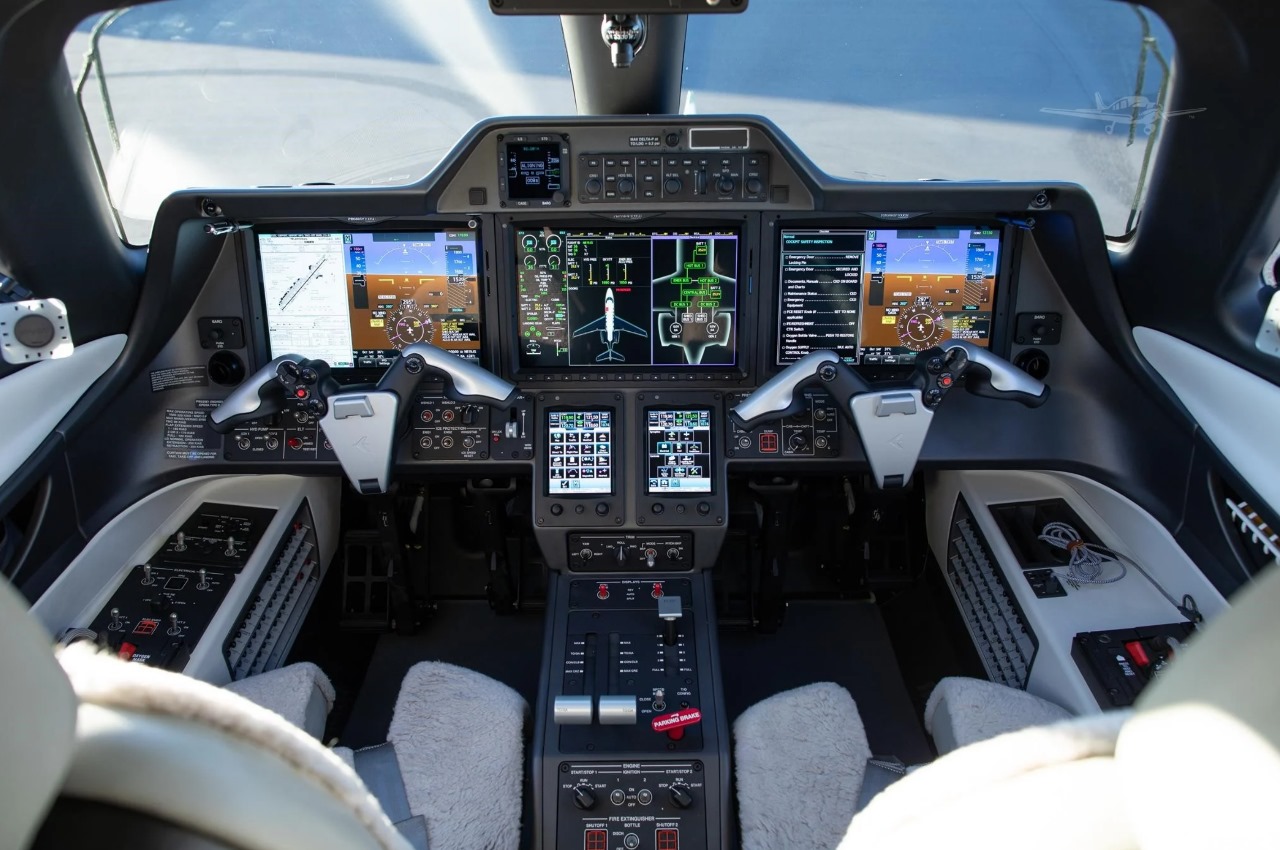 Phenom 300E – 2023 (215 Horas Totais)